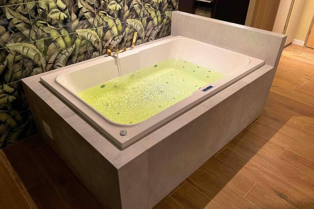 Hawaii Beach Lounge, Loft Z Jacuzzi I Tarasem - Sloneczne Tarasy W Porta Mare, Dziwnówek Exteriör bild